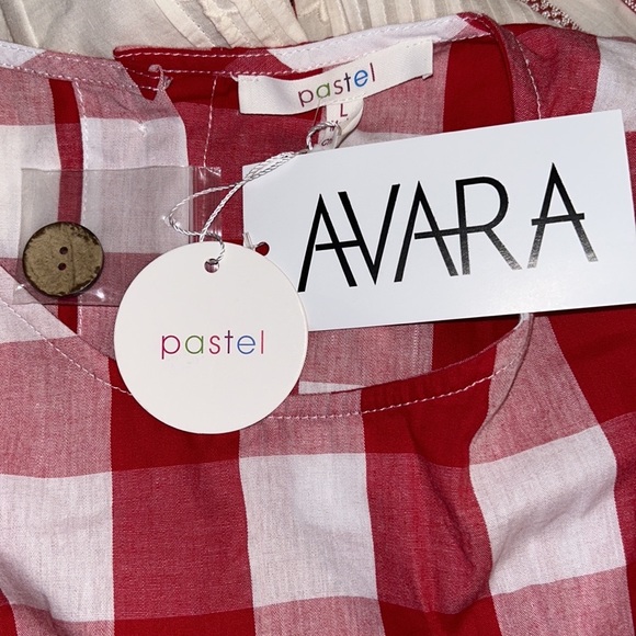NWT Avara Brandy Red Gingham Checked Ruffle Button Back Crop Top - L - Picture 11 of 15